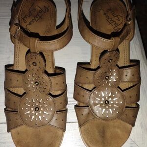 Naturalizer Brown Strappy Sandals